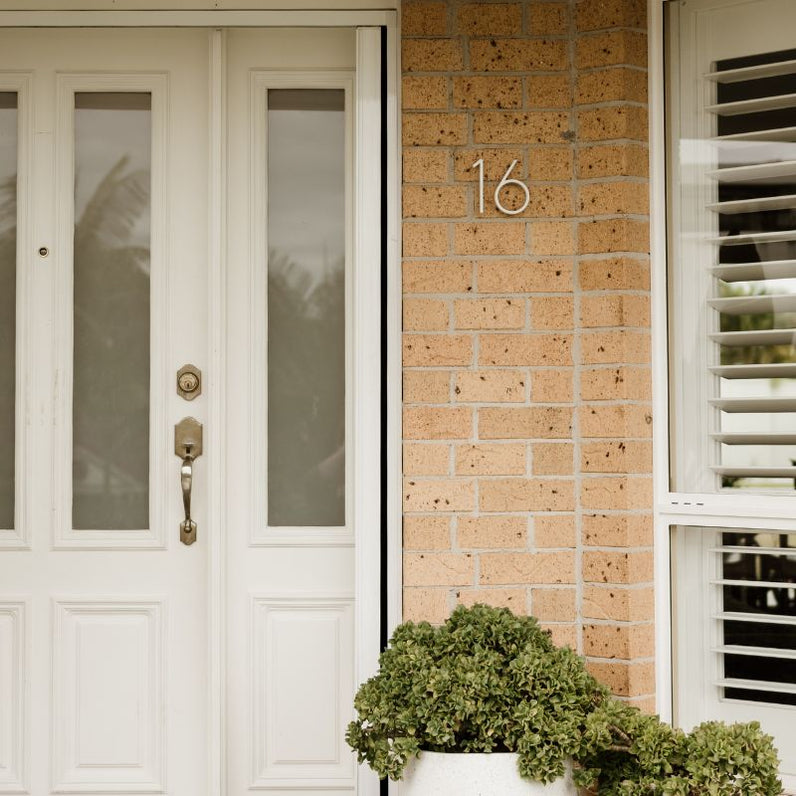 Stud Mount House Numbers 125mm - White