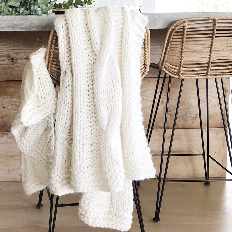Claudette Chunky Knit Throw Blanket