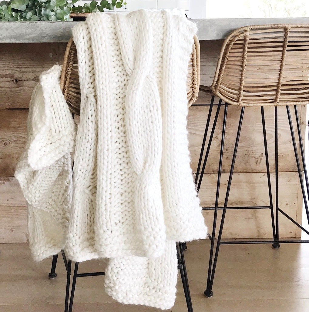 Claudette Chunky Knit Throw Blanket