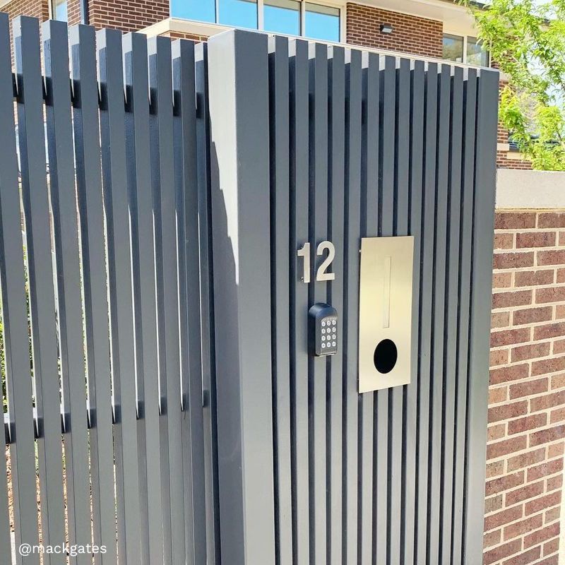 Hendon Fence/Brick Letterbox - Stainless Steel/White
