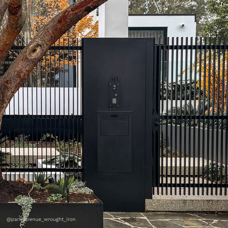 #Colour_Black