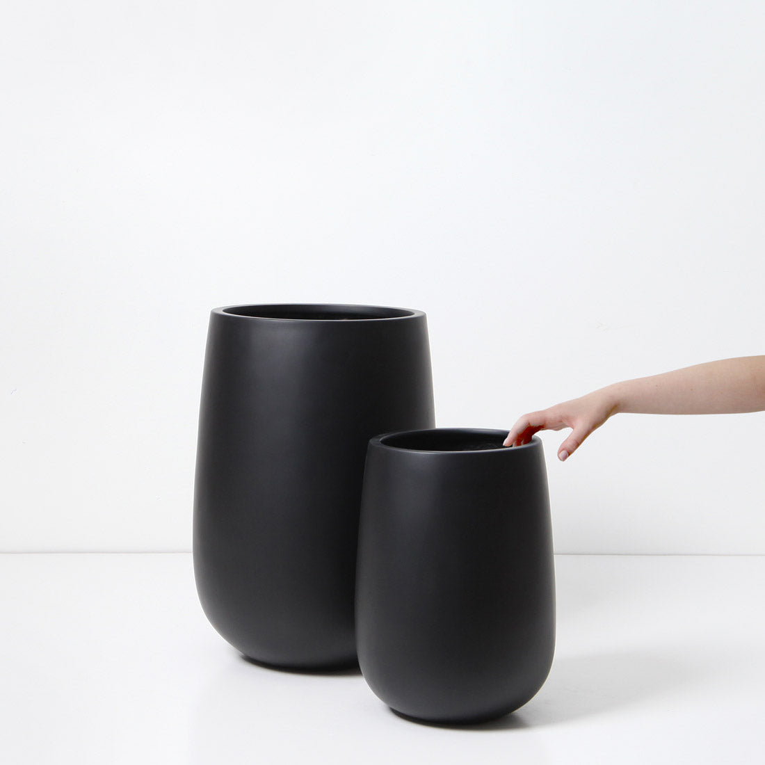 Malibu Tall Plant Pot - Black