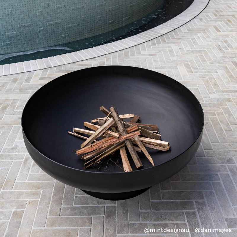 Phoenix 90 Black Fire Pit