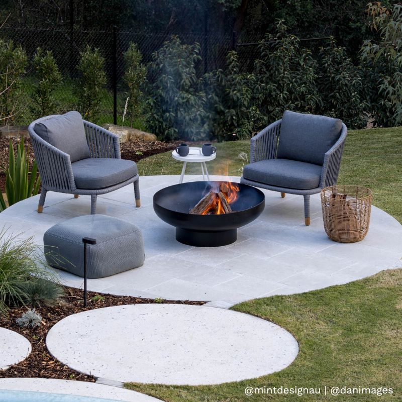 Phoenix 90 Black Fire Pit