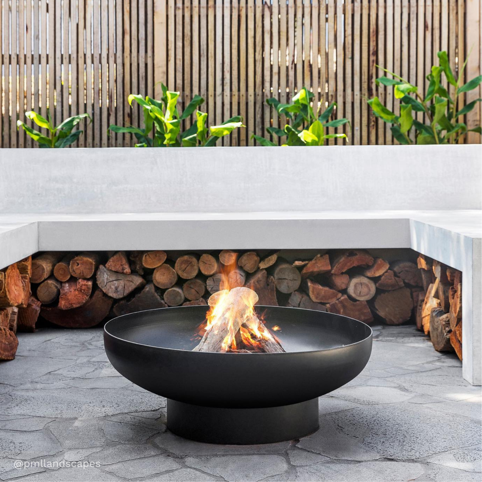 Phoenix 90 Black Fire Pit