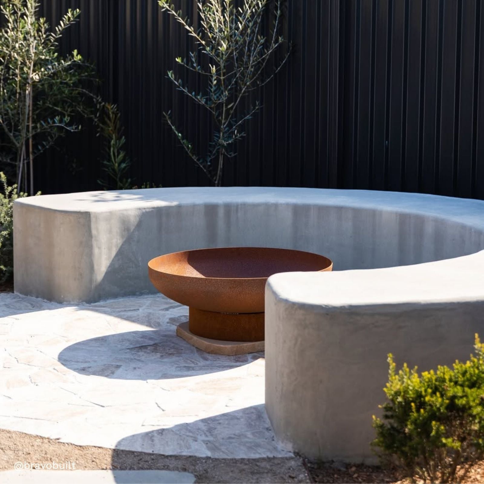 Phoenix 80 Rust Fire Pit