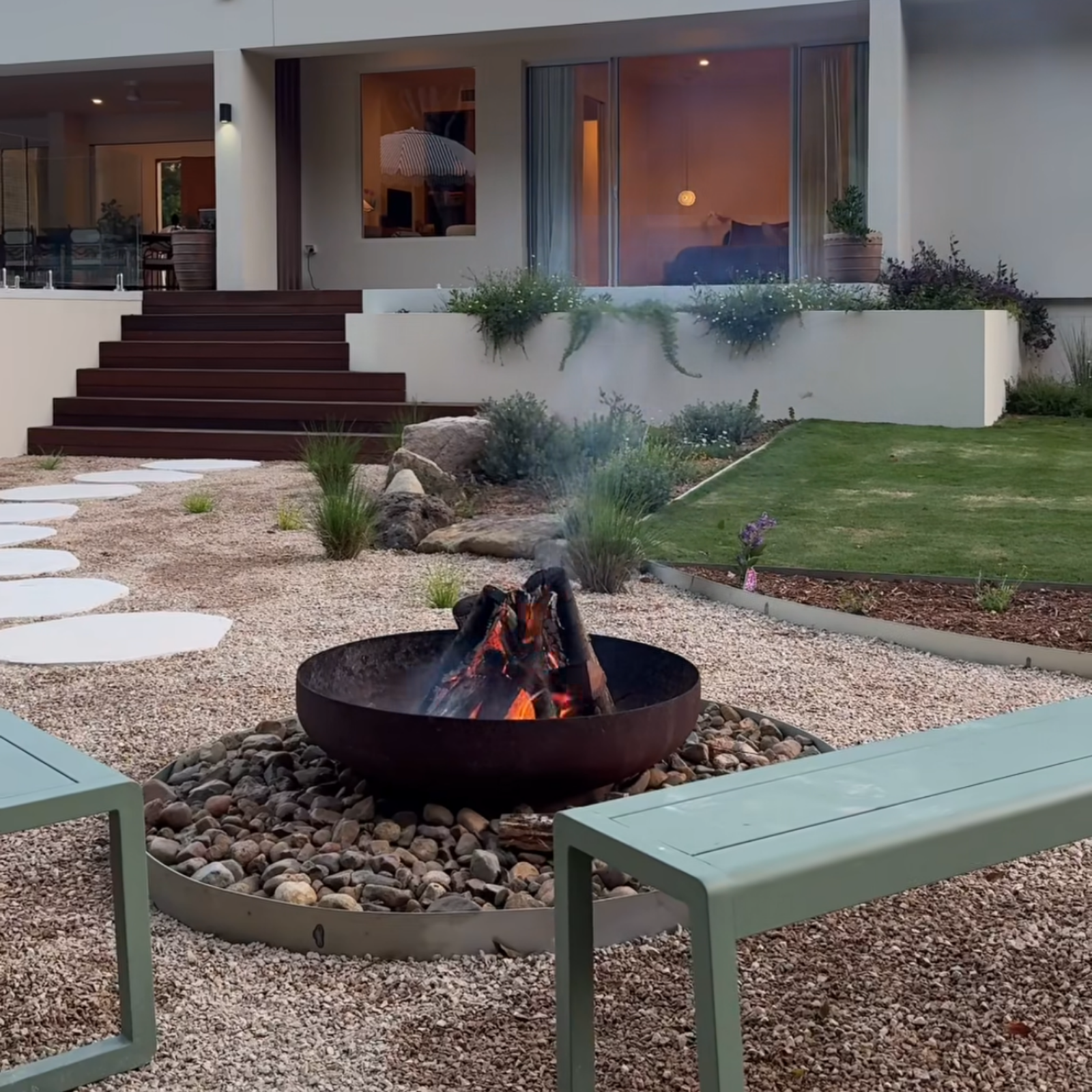 Phoenix 90 Rust Fire Pit