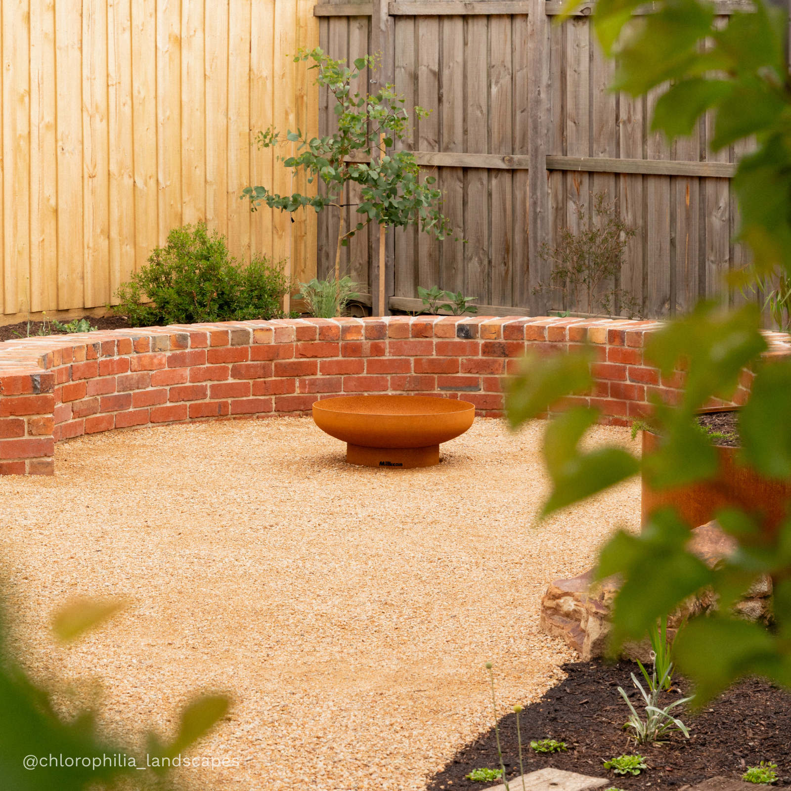 Phoenix 70 Rust Fire Pit